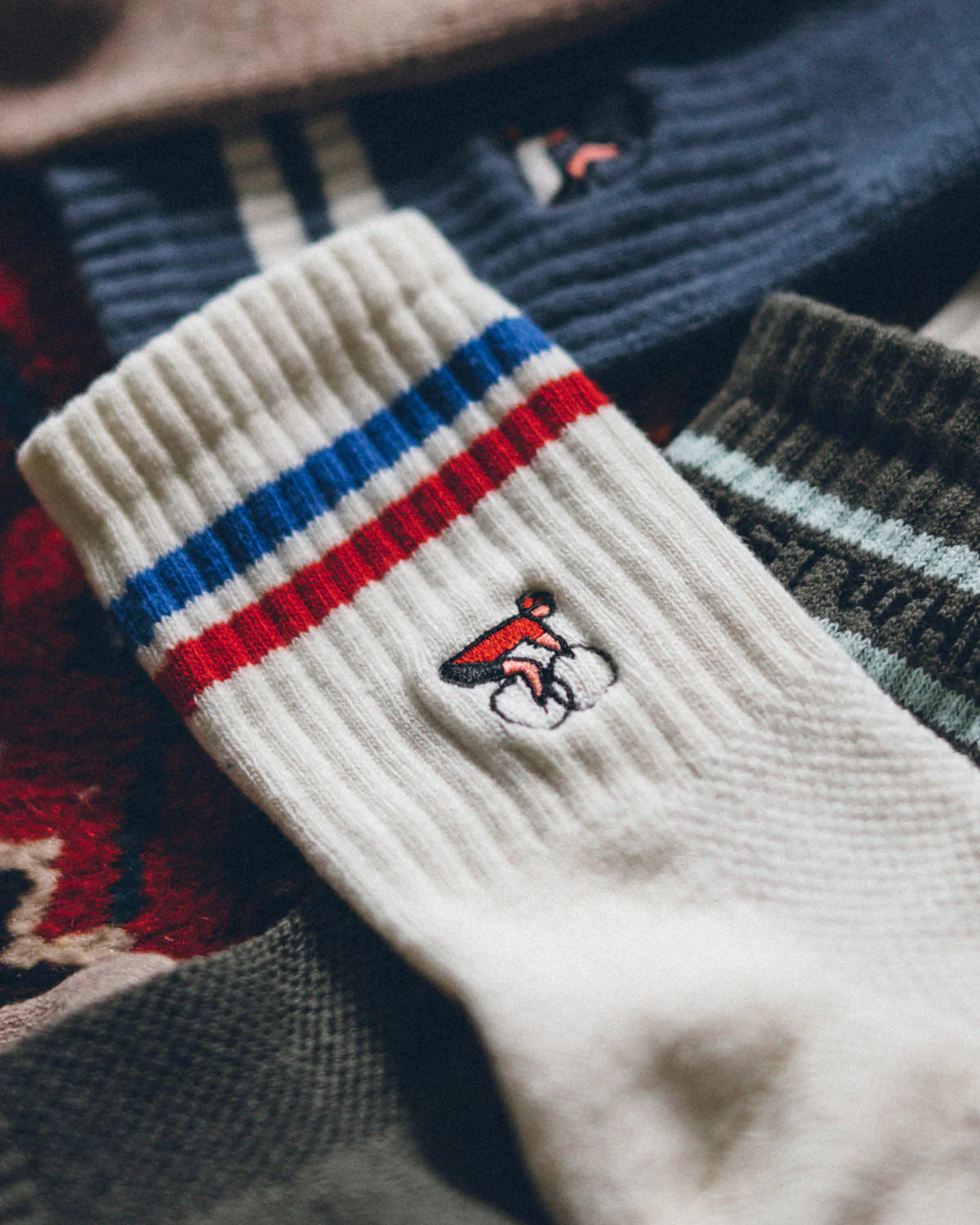 Erstwhile | Crew Sock Ivory Blue Red