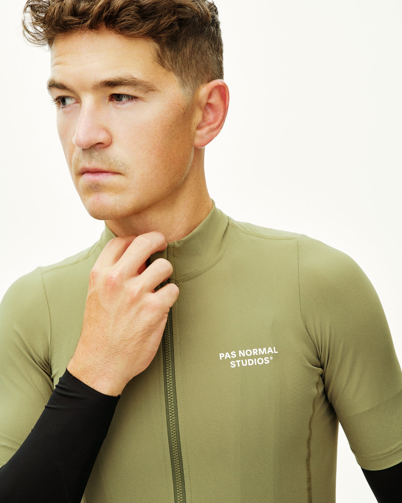 Men's Essential Jersey - Light Olive