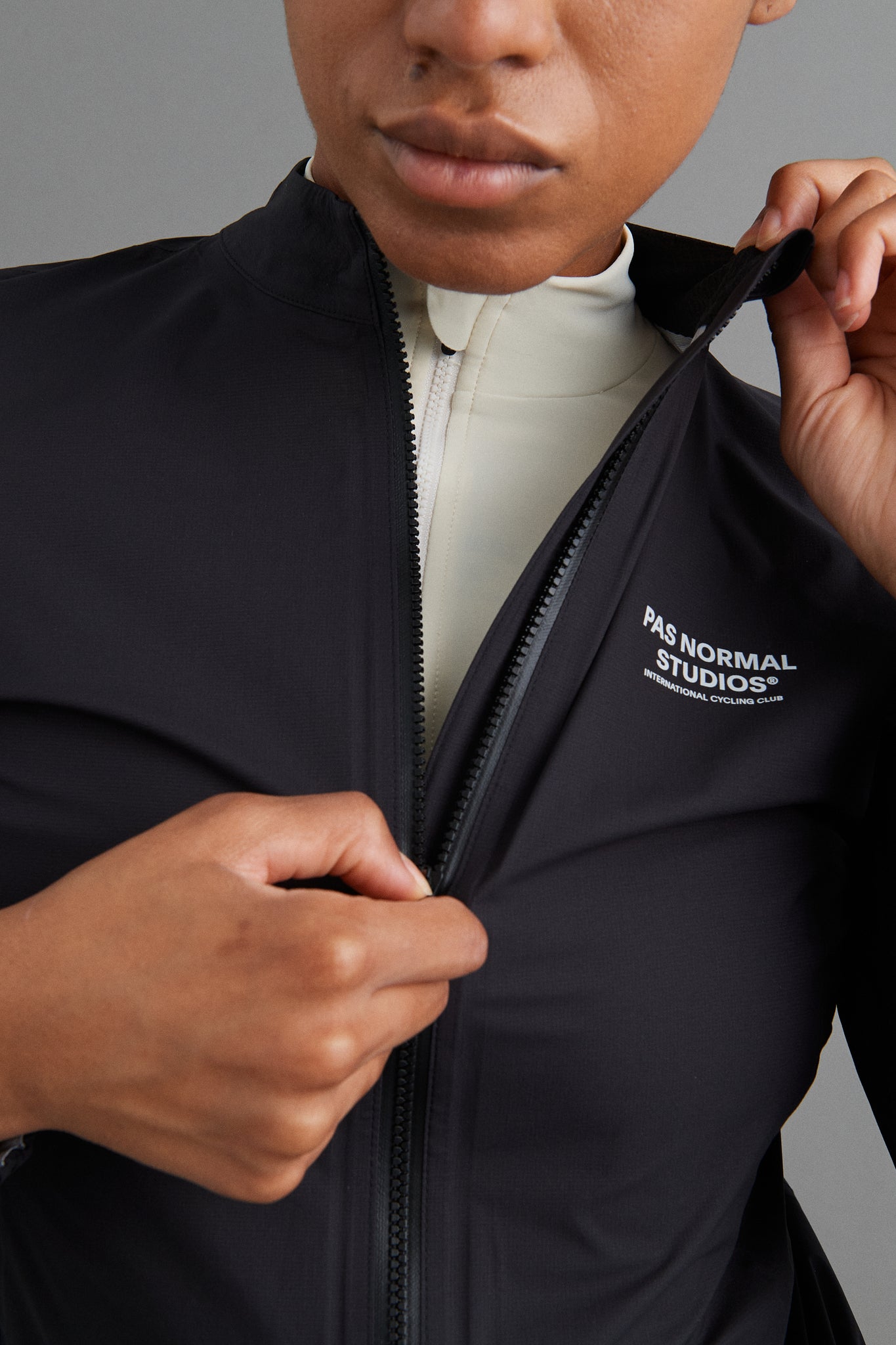 Women's Mechanism Rain Jacket - Black