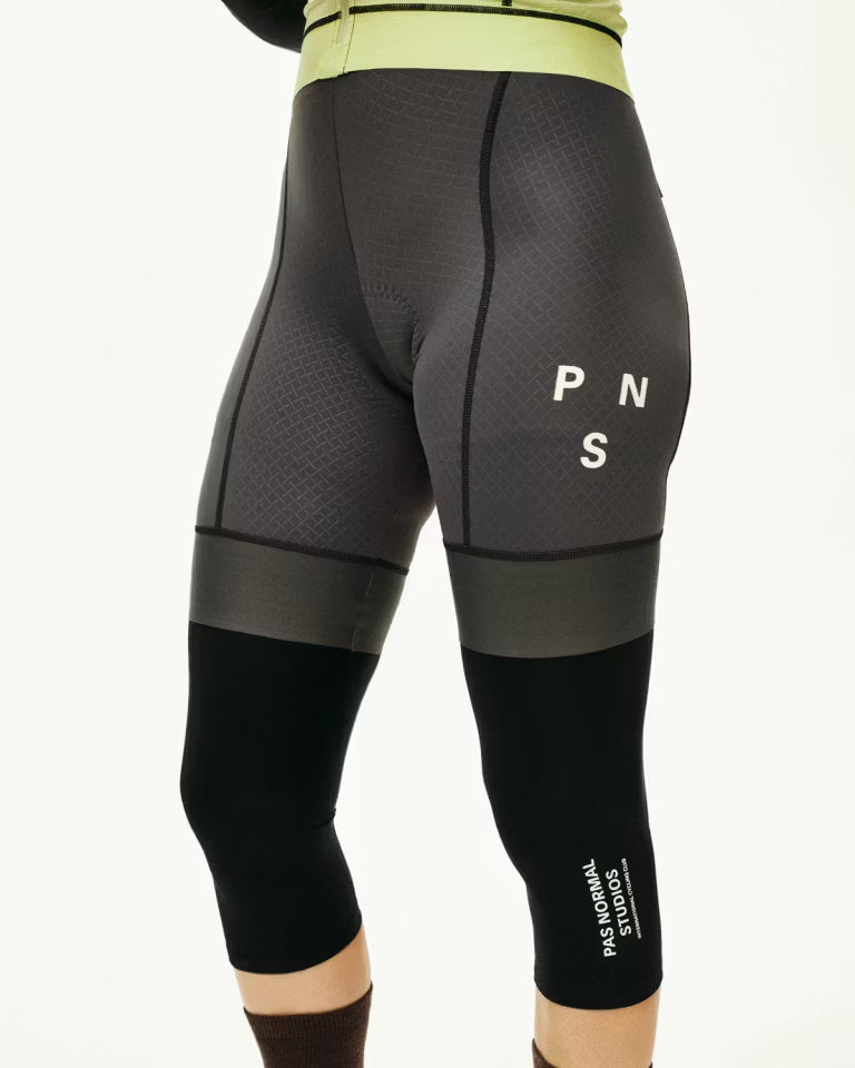 Logo Leg UV Protector - Black